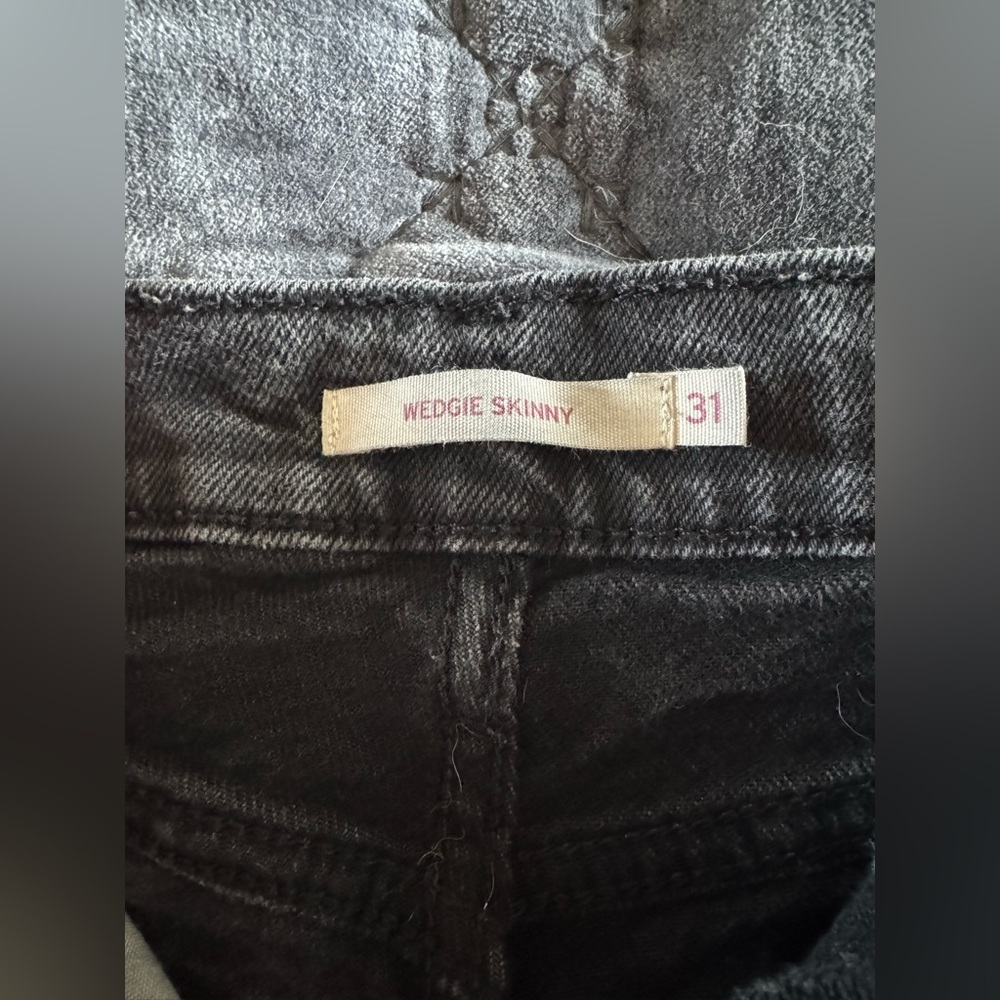 Levi's Wedgie Skinny Stetch Jean Size‎ 31 - Picture 8 of 11